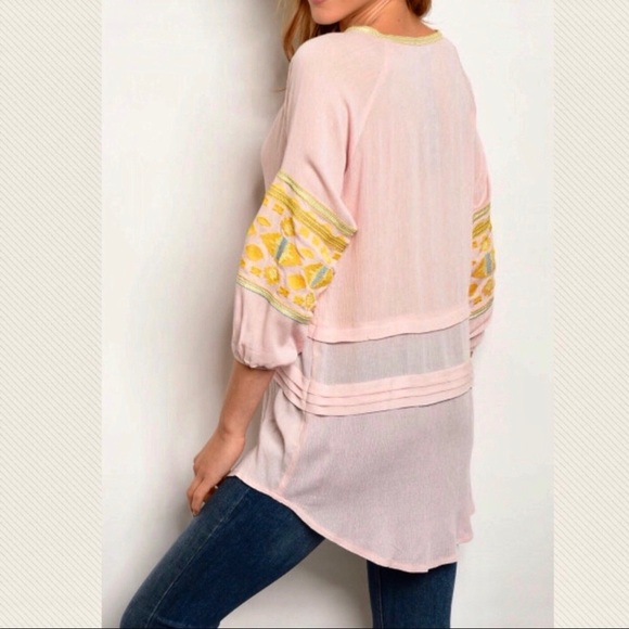 Lilou soft pink boho tribal embroidered button top - Picture 2 of 8